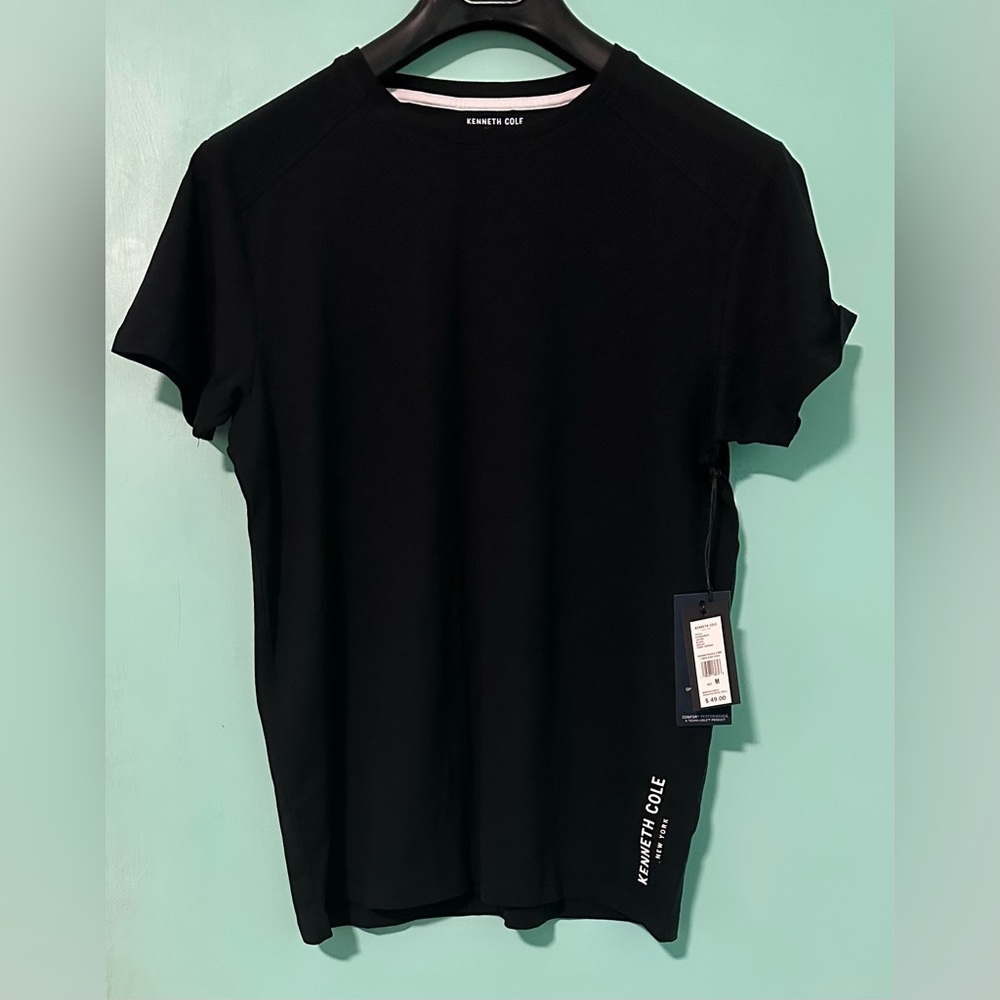 New Kenneth Coil T-shirts, size medium cotton